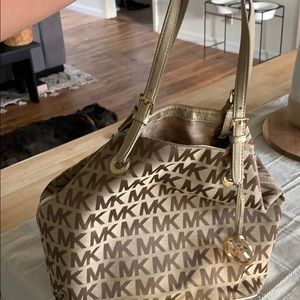 Michael Korda purse